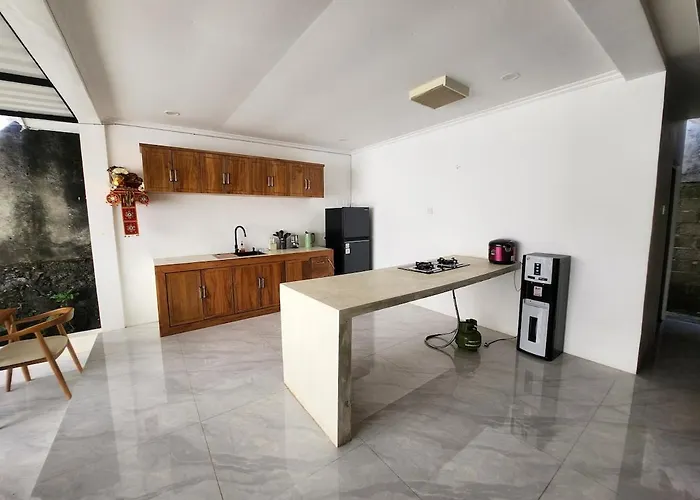 3br With Djoglo & Private Pool, Kuta South *