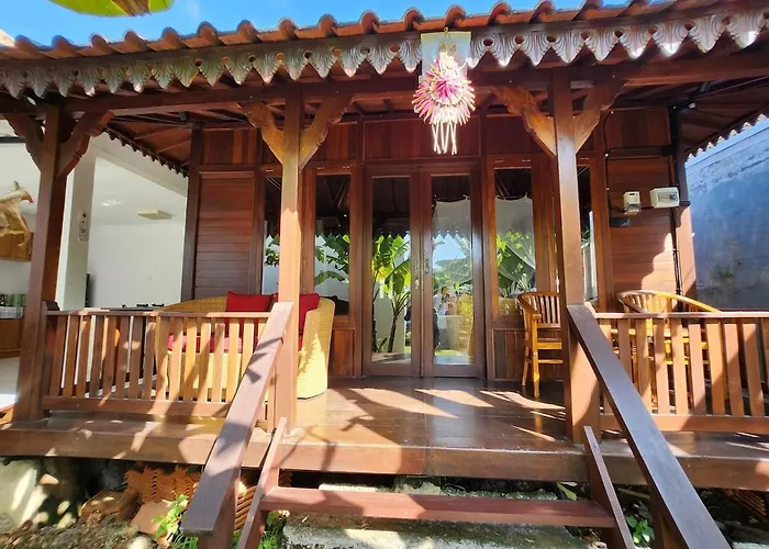 3br With Djoglo & Private Pool, Kuta South 努沙杜瓦