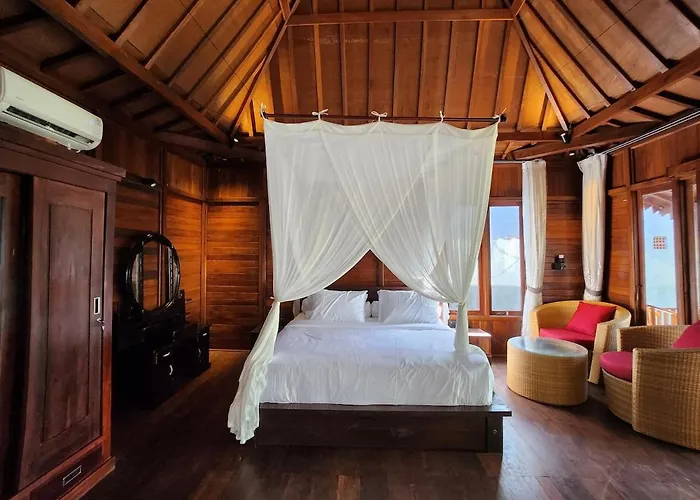 3br With Djoglo & Private Pool, Kuta South 努沙杜瓦