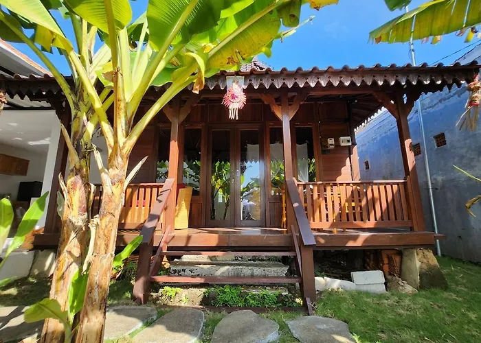 别墅 3br With Djoglo & Private Pool, Kuta South *